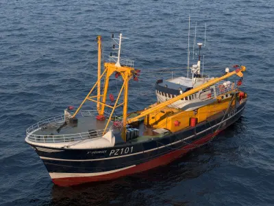  Fishing Vessel 