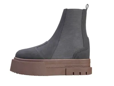  Man and Woman in Boots 68 