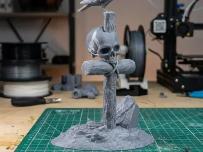  Gothic Cross  Skull  and Crow Diorama STL 3 Sizes Pre-supported 3D print model
