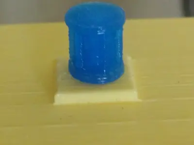 Tardis with doors Free 3D print model