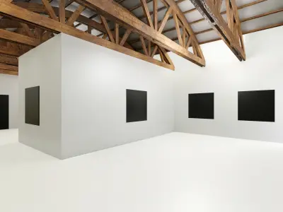 VR Art Gallery - Wooden Beams Low-poly 3D model