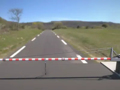 Low-Poly Railroad Barrier 8m Low-poly 3D model