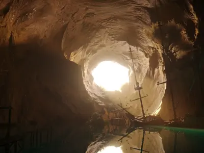 Majestic Cave 3D model 3D model