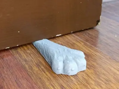 Cat Paw DoorStop Free 3D print model