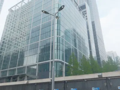 Sci-Fi Street Light 14 version 8 5m with pole 2 Low-poly 3D model