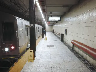 Metro Pack Low-poly 3D model