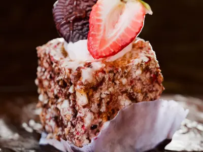 Strawberry Oreo Cupcakes 3D model