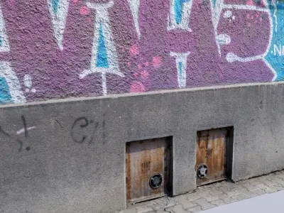 Facade with graffiti 3D model