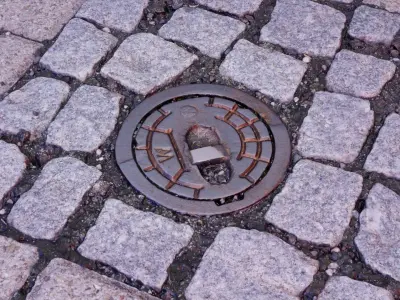 Hydrant street cover 01 high-poly 3D model