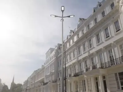 Street Light 12 version 9 5m with pole 2 Low-poly 3D model