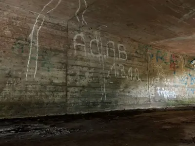 dirty tunnel Free 3D model