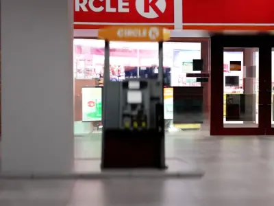 Petrol Gas Station Low Poly Low-poly 3D model