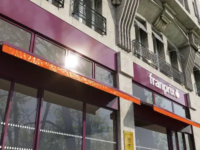 Paris Facade 4 3D model