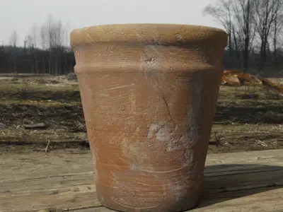 Ceramic Pot Low-poly 3D model