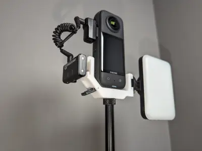 Insta360 x3 Double Cold Shoe Mount with USB Door Compartment 3D print model