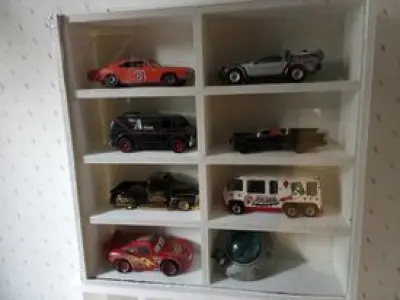 Display cases for 8 ACTION FIGURES or TOY CARS 3D print model