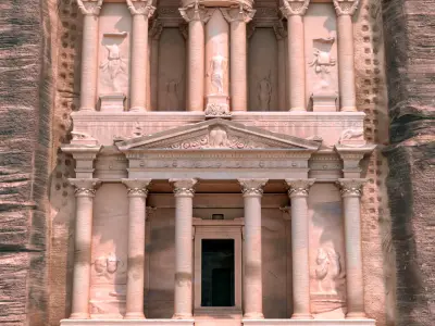  Petra Al-Khazneh Temple 