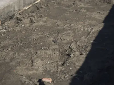 Concrete pit with sand Low-poly 3D model