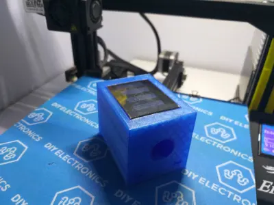 SOLAR RECHARGEABLE SINGLE LED FLASHING LIGHT Free 3D print model