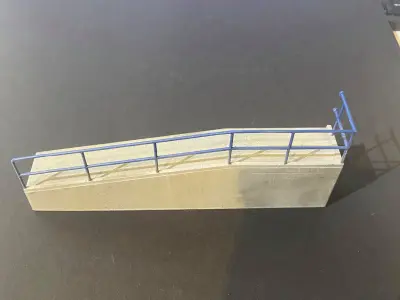 ACCESS RAMP WITH HANDRAIL 7MM SCALE O GAUGE MODEL BUILDING 3D print model