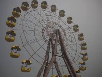 Old post-apocalypse Ferris wheel  np1 Low-poly 3D model