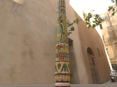 Tall Egyptian Column Low-poly 3D model