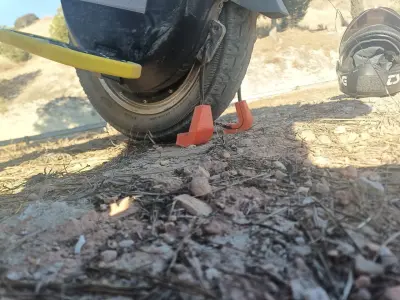 EUC Inmotion protective for V11 or V12 stand 3D print model