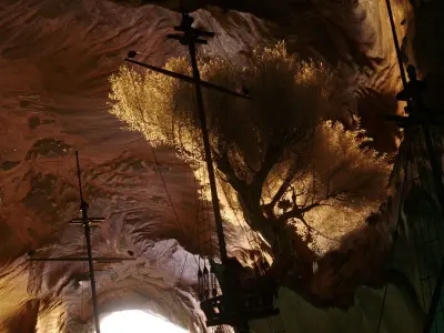 Majestic Cave 3D model 3D model