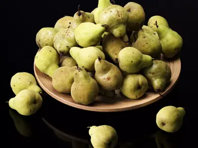 Pakham pears in a wooden fruit bowl Low-poly 3D model