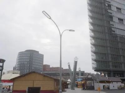 Street Light 11 version 10 6m with pole 4 Low-poly 3D model