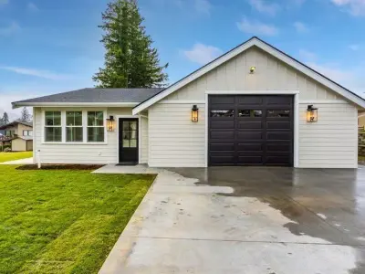 3D Model Modern Storage with Vault  Attached Living Space 3D model