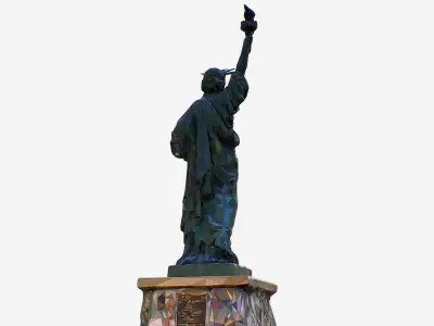 Low Polygon Art Style Liberty Statue Low-poly 3D model