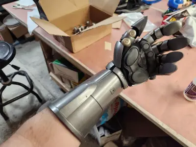 Starship Troopers Prosthetic Arm Cosplay Accessory 3D print model