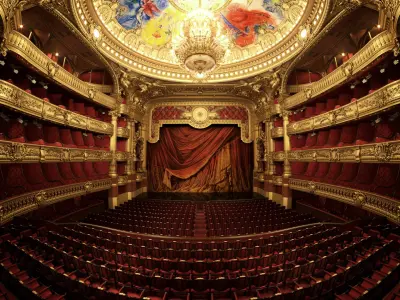  Opera Garnier Of Paris - La Salle 