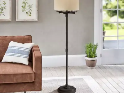 Yosef Traditional Floor Lamp 3D model