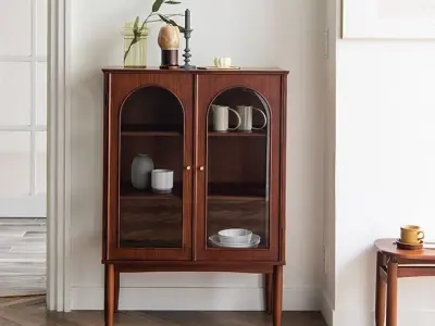 Luard Glass Cabinet 3D model