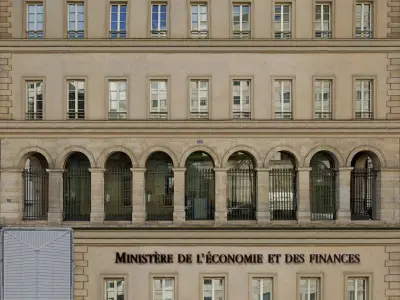 roman building french building vintage building meusuem Free 3D model