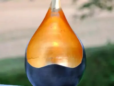 Teardrops Tealight Candle Holder 3D print model