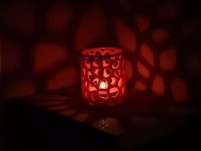 Voronoi tealight candel holder Free 3D model