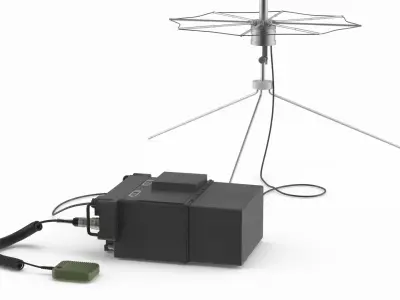  Portable Tactical Transceiver with Circular Polarized Antenna 