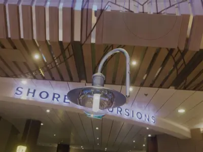  Street Light -7- Galvanized Version - For Walls Low-poly 3D model