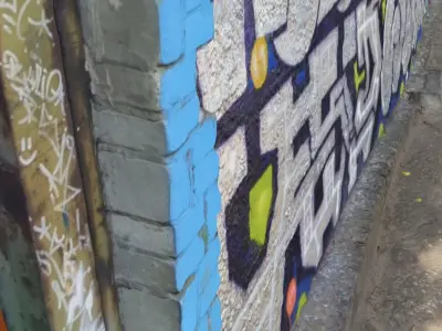 Long wall with graffiti photogrammetry  3D model