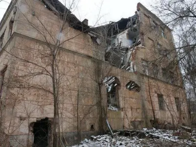 Abandoned and Old Destroyed Broken Building Reference Pack Texture