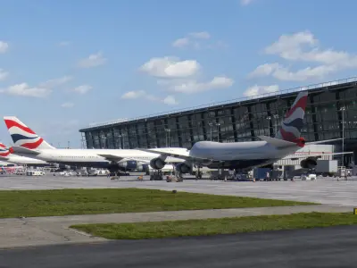 Airport terminal 3D model