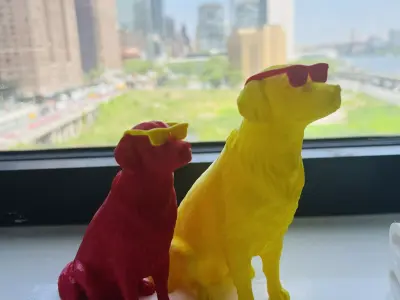 Golden Retriever wearing Sunglasses Statuette Free 3D print model