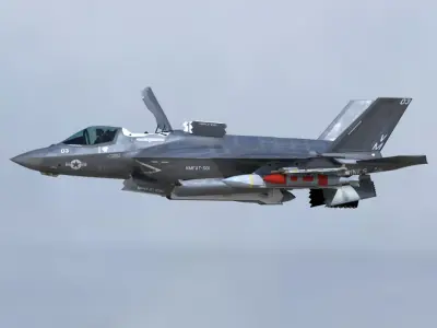  USMC F-35 B Lightning II Operational Model with pilot 