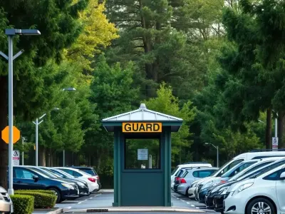 container guard booth 125cm x 125cm plus roof wit light 3D model