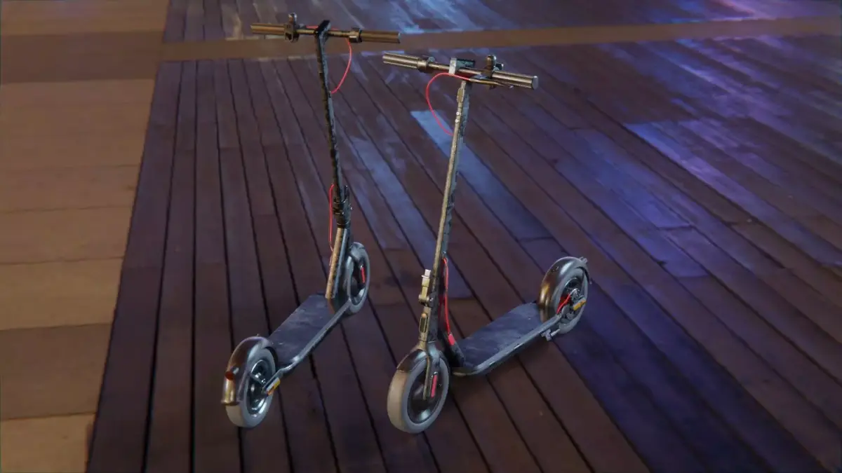 Xiaomi Mi 4 electric scooter scratched Low-poly 3D model