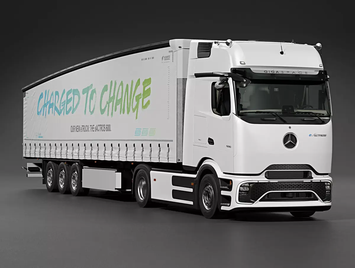 2025 Mercedes-Benz eActros 600 GigaSpace 3D model
