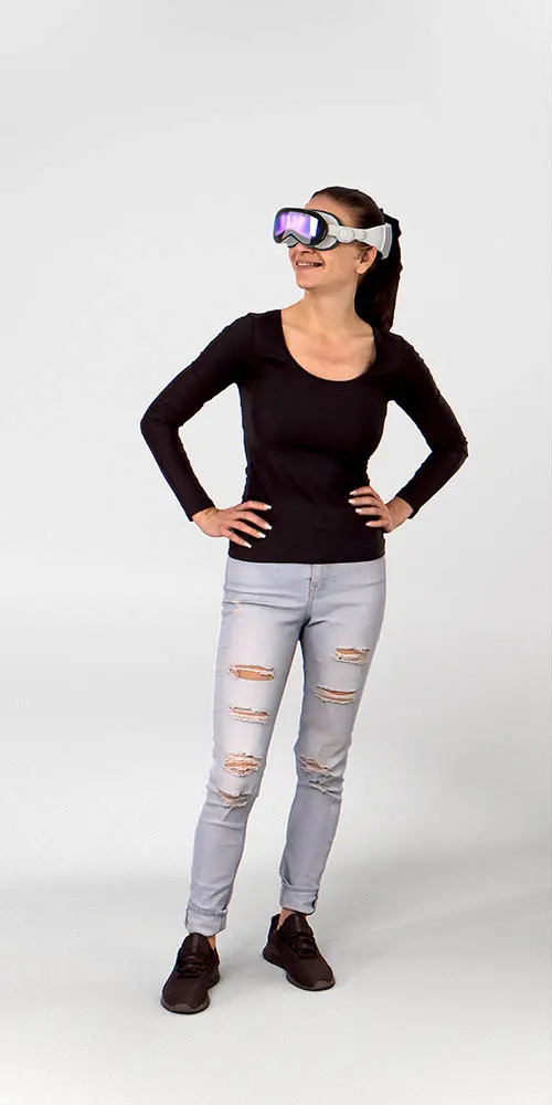 Posed 00209 15